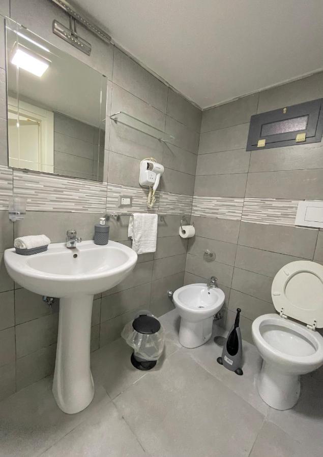 O'Vascetiello Apartment Napoli Ngoại thất bức ảnh